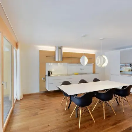 Sleeps 4 Wifi Апартаменты